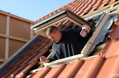 Pose de fenêtres de toit Velux à Pray